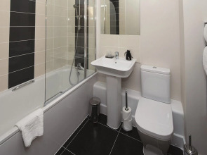 100 Kings Road by House of Fisher