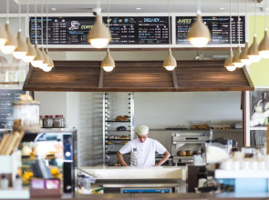 A La Carte Da Nang Beach