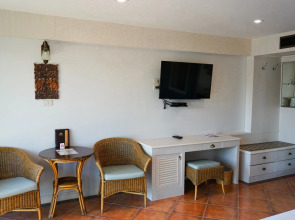 Karon Sea Sands Resort