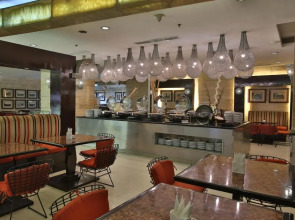 Crown Regency Hotel and Towers