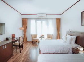 Thang Long Opera Hotel