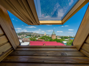 Imperial House Hotel