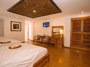 Rex Hotel and Apartment