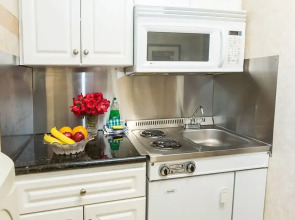 North Vancouver Hotel