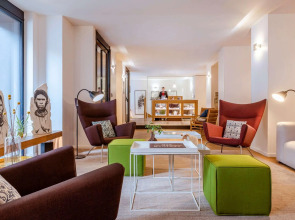 Отель 9Hotel Republique