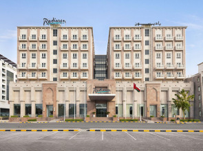 Radisson Hotel Muscat Panorama