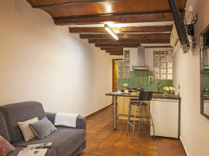 AinB Las Ramblas-Guardia Apartments
