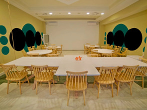 Holiday World RIWO - Teens Hotel