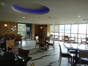 City Suites Ramos Tower