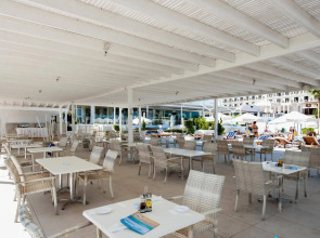 Vrissiana Boutique Beach Hotel