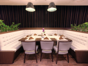 INTERNATIONAL Hotel Casino & Tower Suites