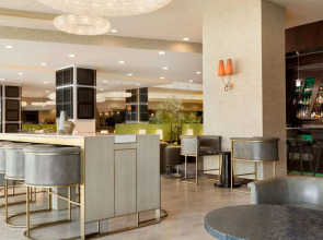 Embassy Suites Los Angeles - Glendale