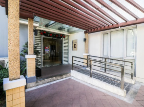 PRS @ One Palm Tree Villa near T3 Airport