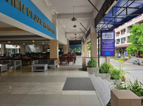 Отель Jomtien Plaza Residence