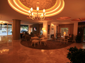 Yacht Classic Hotel - Boutique Class