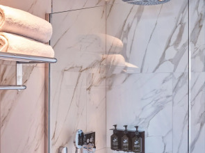 Sir Adam Hotel, part of Sircle Collection