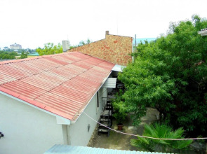 Uyutnyij S Terrasoj Private House