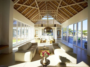 Emanya at Etosha Game Lodge