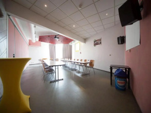 Auberge De Jeunesse Strasbourg - 2 Rives