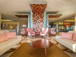 Real Marina Hotel & Spa