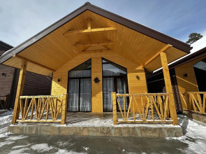 River & House (Ривер Хаус)