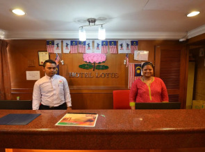 Lotus Family Hotel, Medan Tuanku