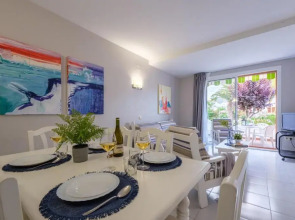 Apartamentos Estival Park