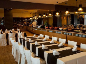 Azalia Hotel Balneo & SPA