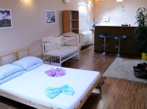 Fabrika Hostel - Vozduh Group