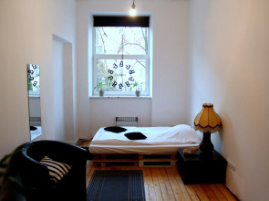 Hostel B&B&B&B&B - Adult Only