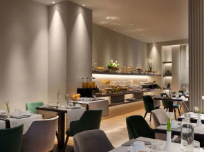 Отель Romana Residence