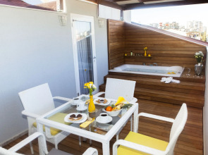 Letstay Hotel - Adults Only