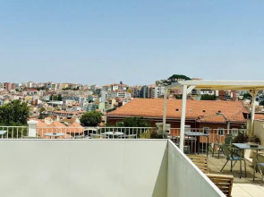 Quinta Colina by Shiadu