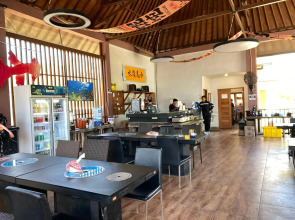 Ariana Beach Resort Amed - Bali