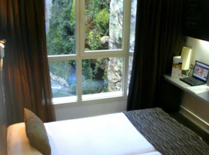 Petit Palace Plaza España