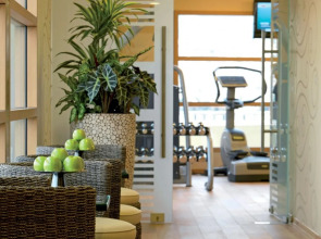 Отель Divani Caravel