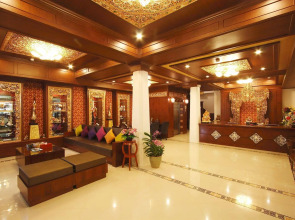 Отель Rayaburi Hotel Patong