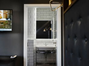 Vintage Apartment Hotel