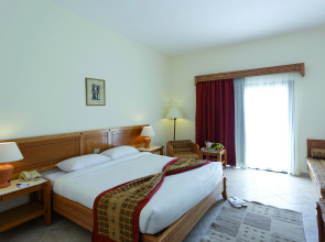 Three Corners Fayrouz Plaza Beach Resort