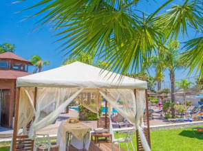 Tsokkos Gardens Hotel & Apartments