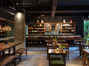 Grandmas Tuban Hotel