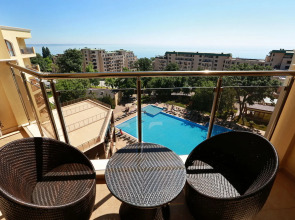 Apart Hotel Golden Line