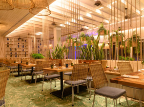 Emporio Cancun Optional All Inclusive