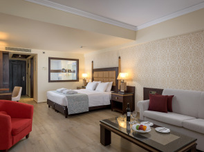 La Marquise Luxury Resort Complex