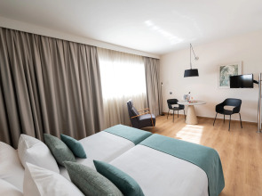 Апарт-отель Atenea Barcelona