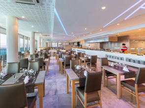 Отель Best Semiramis