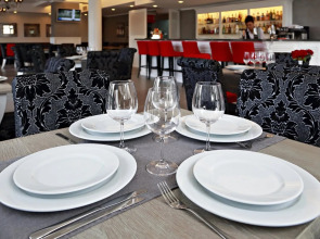 White Rock Castle Suite Hotel & SPA