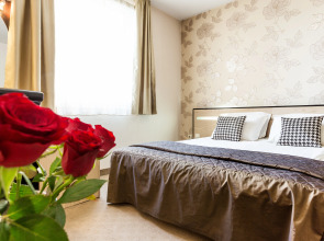 City Avenue Hotel by HMG