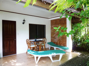 Marcosas Cottages Resort