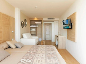 HSM Son Verí - Adults Only